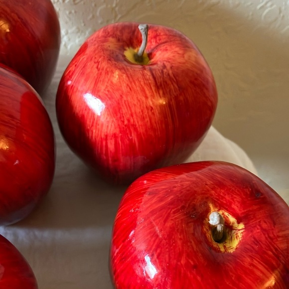 Unbranded: Black Metal Wire Spinning Apple Basket-Fall Decor - Picture 10 of 16